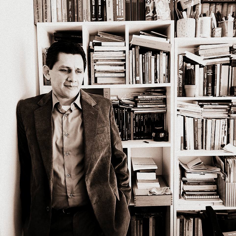 Martín Riva Escritor